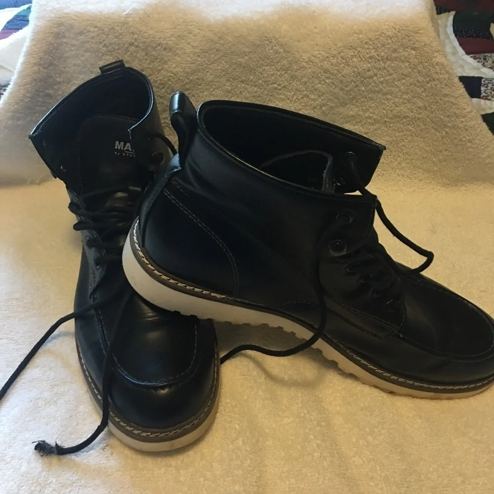 Steve Madden steve madden